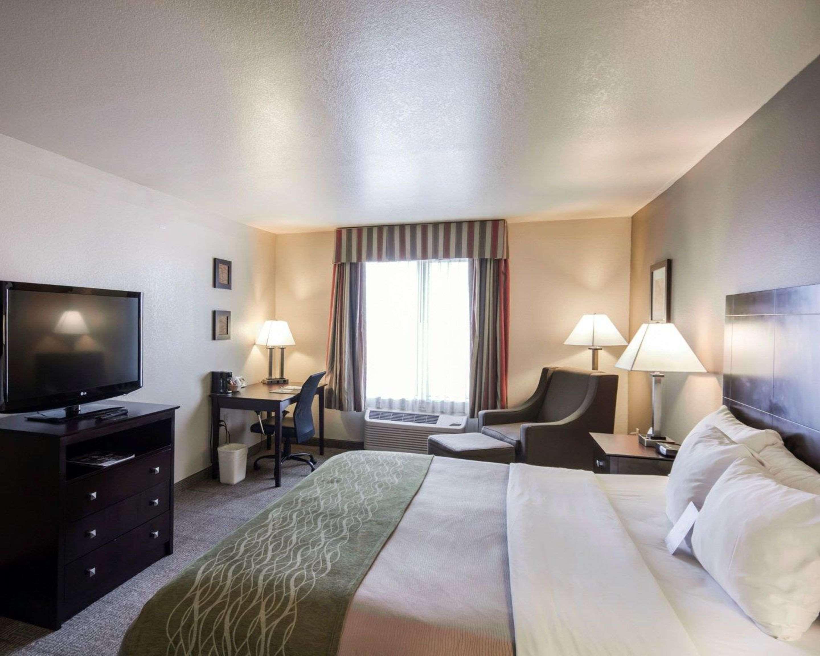 Comfort Inn & Suites Mansfield Extérieur photo