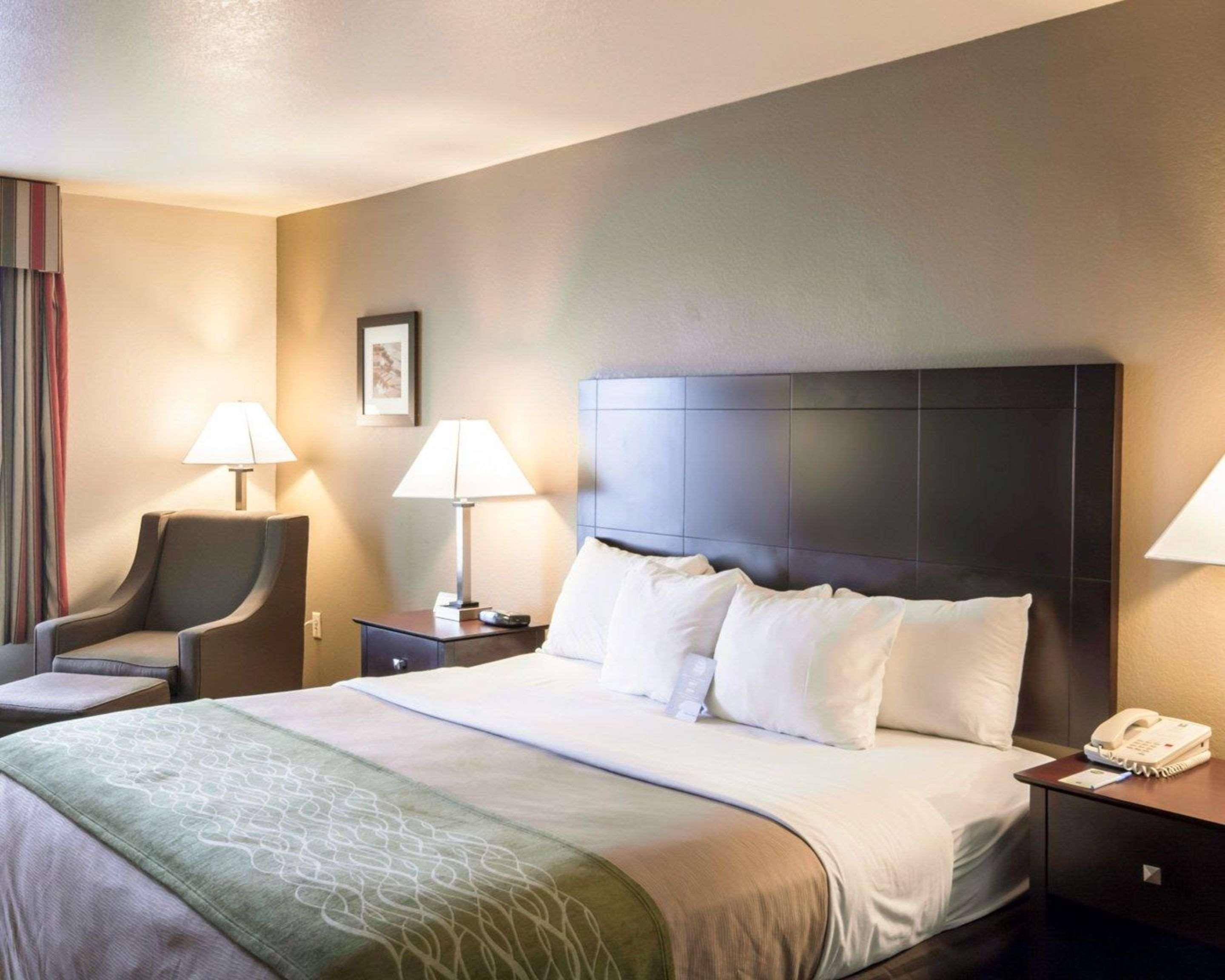 Comfort Inn & Suites Mansfield Extérieur photo