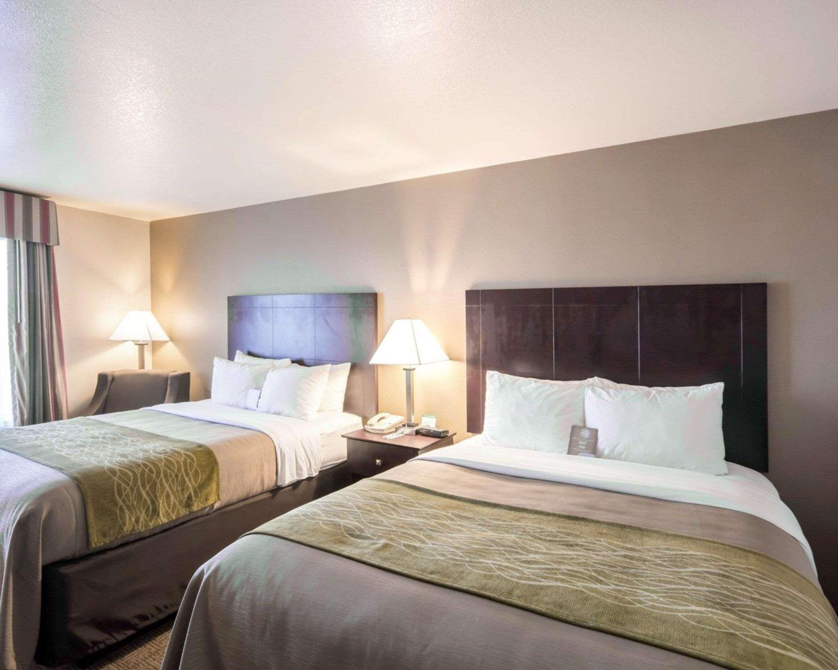 Comfort Inn & Suites Mansfield Extérieur photo
