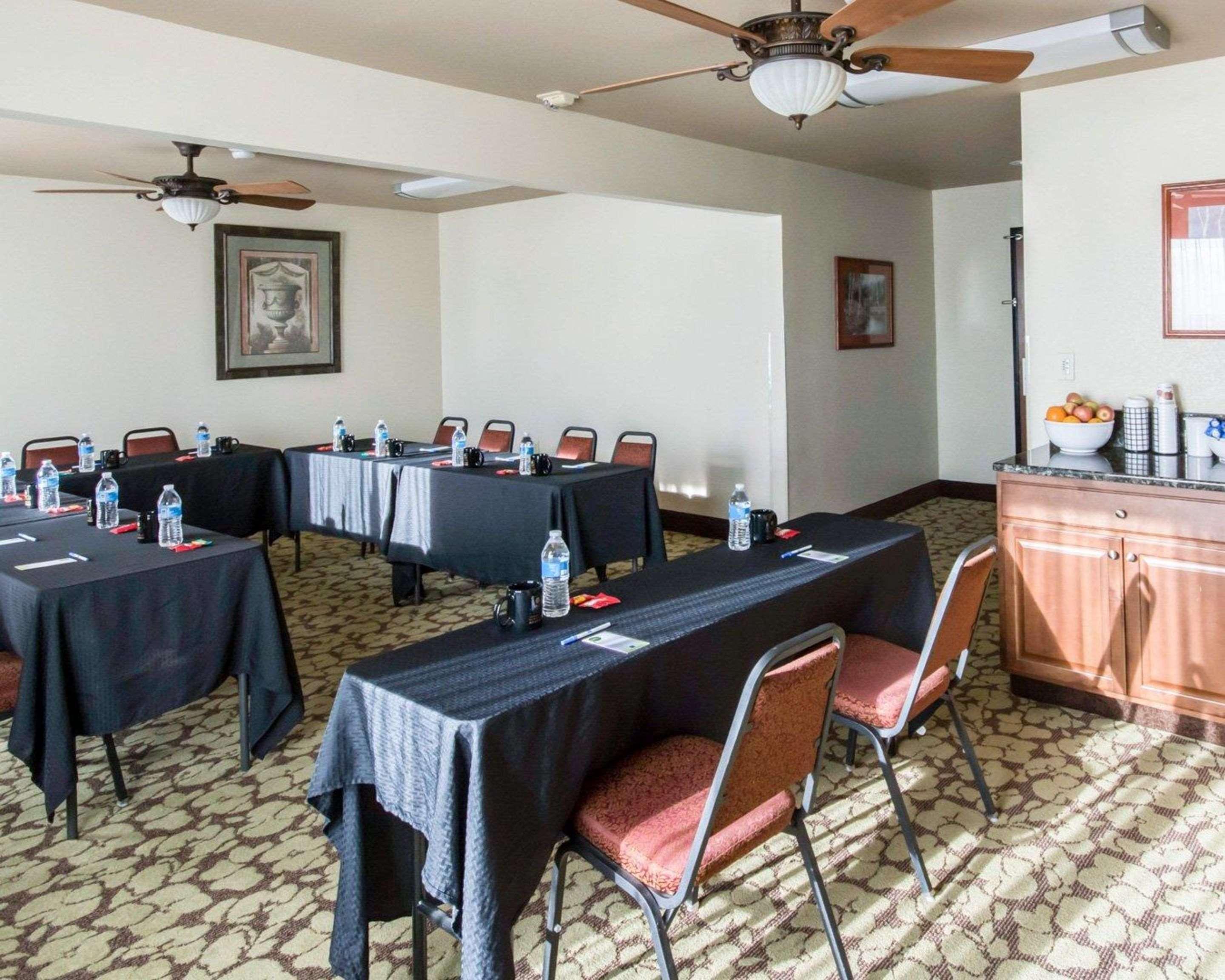 Comfort Inn & Suites Mansfield Extérieur photo