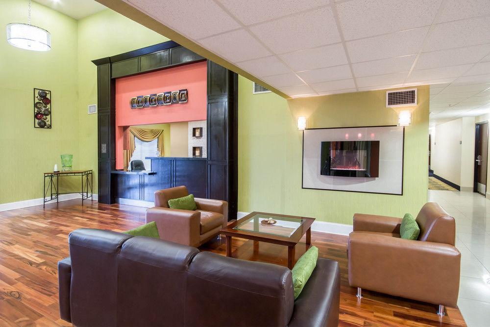 Comfort Inn & Suites Mansfield Extérieur photo