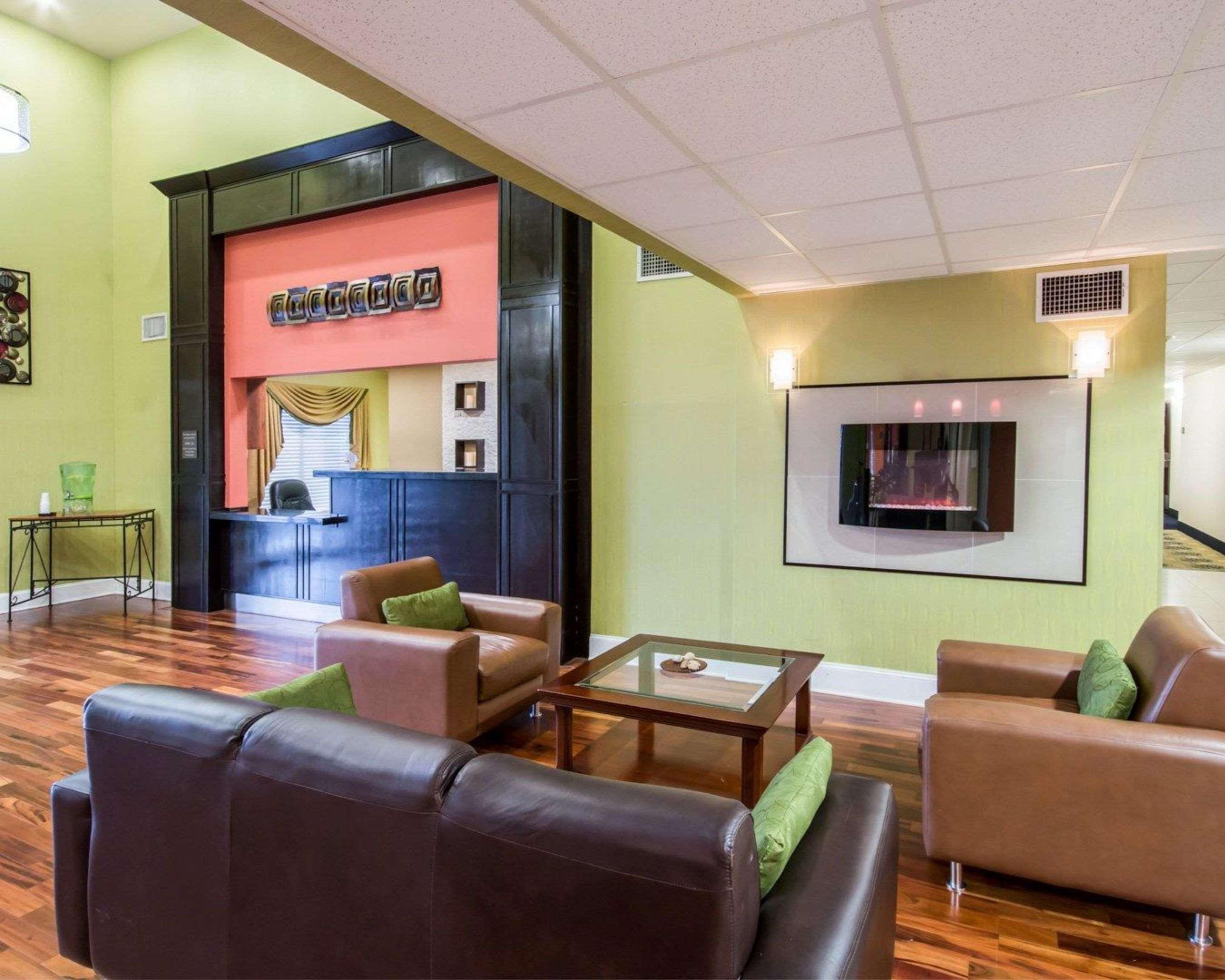 Comfort Inn & Suites Mansfield Extérieur photo